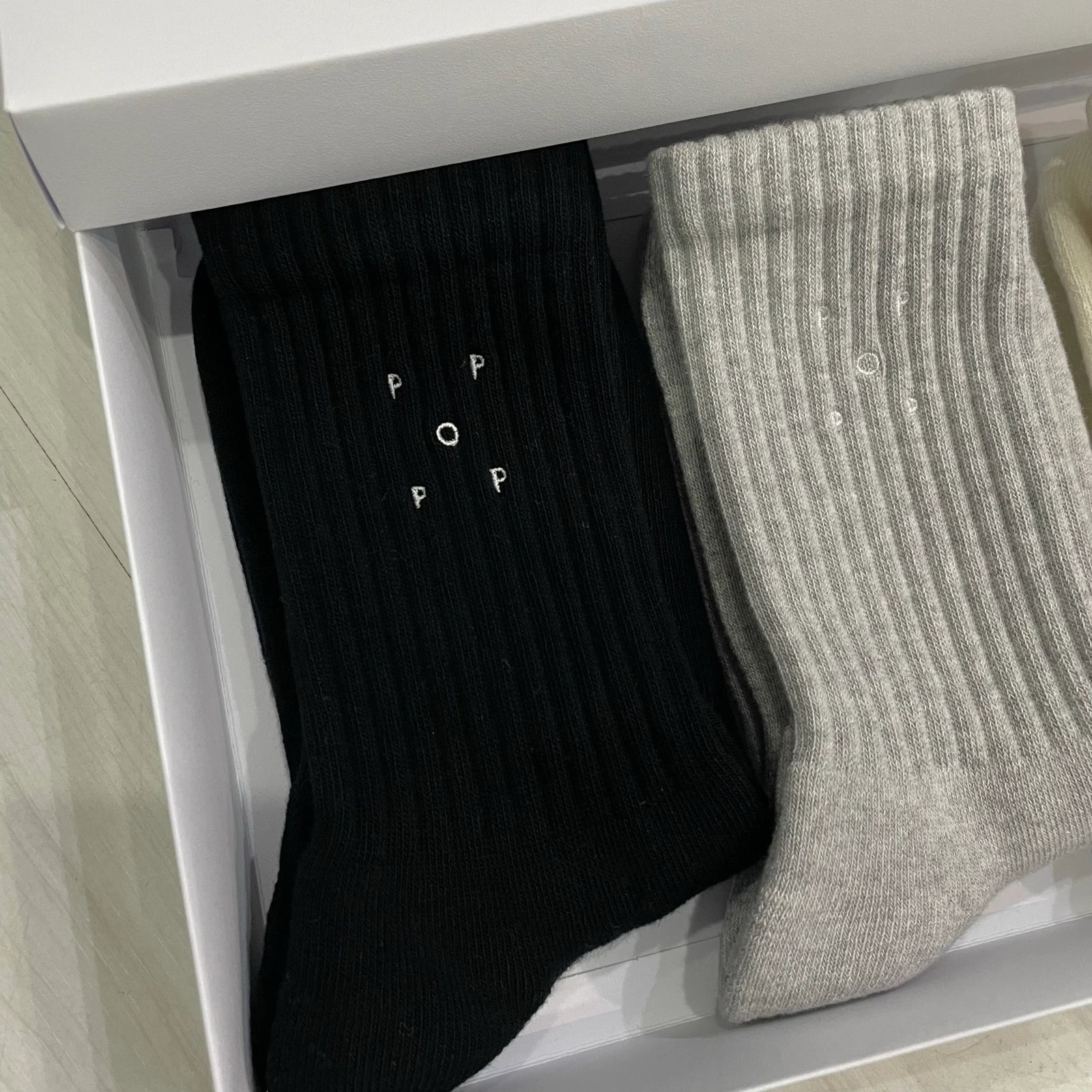 Calcetines Pop Trading Company – photo 2